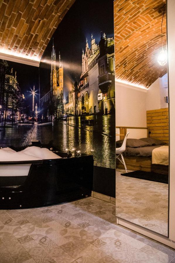 Underground Jacuzzi Rooms Krakow Exterior photo