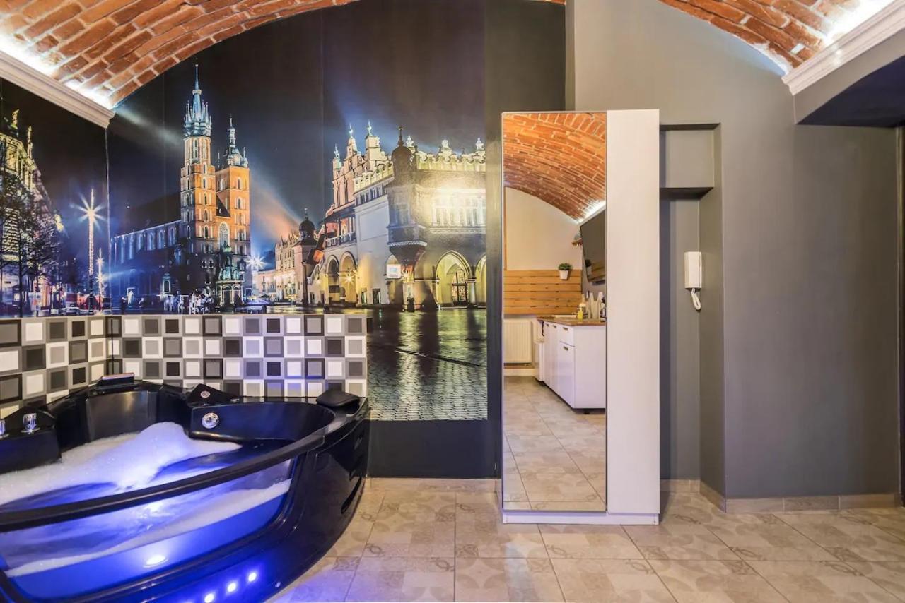 Underground Jacuzzi Rooms Krakow Exterior photo